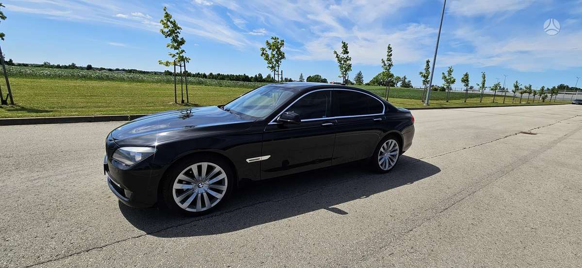BMW 730, 3.0 l., Седан