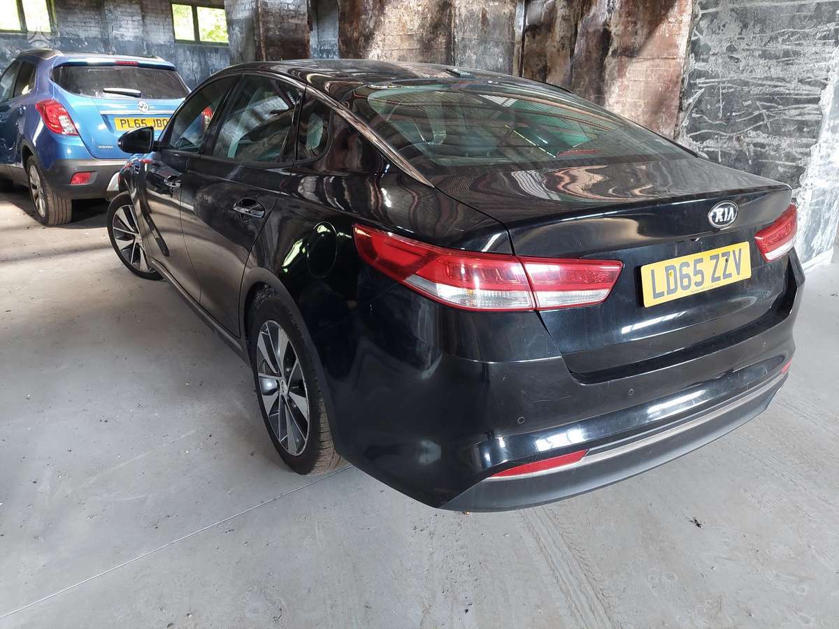 Kia Optima Vin knagu415v65039601