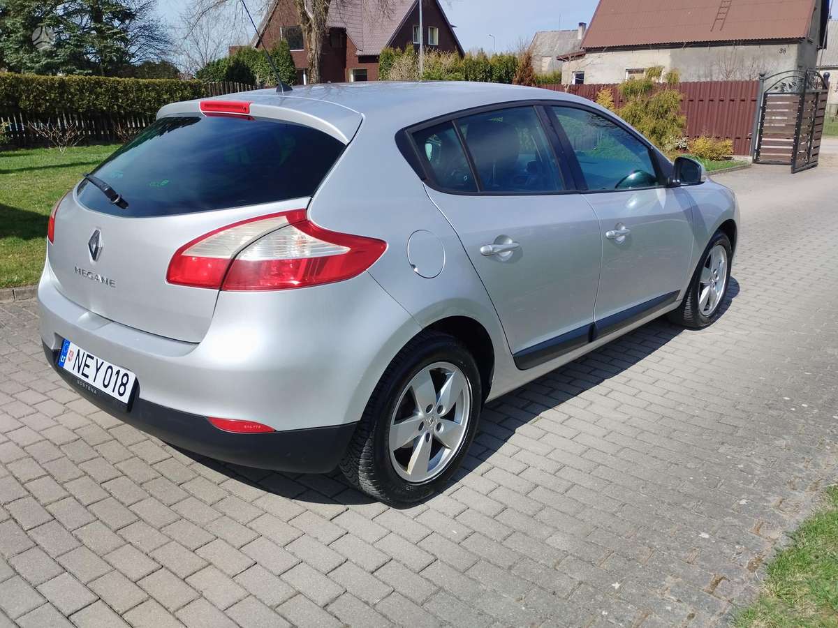 Renault Megane - 5