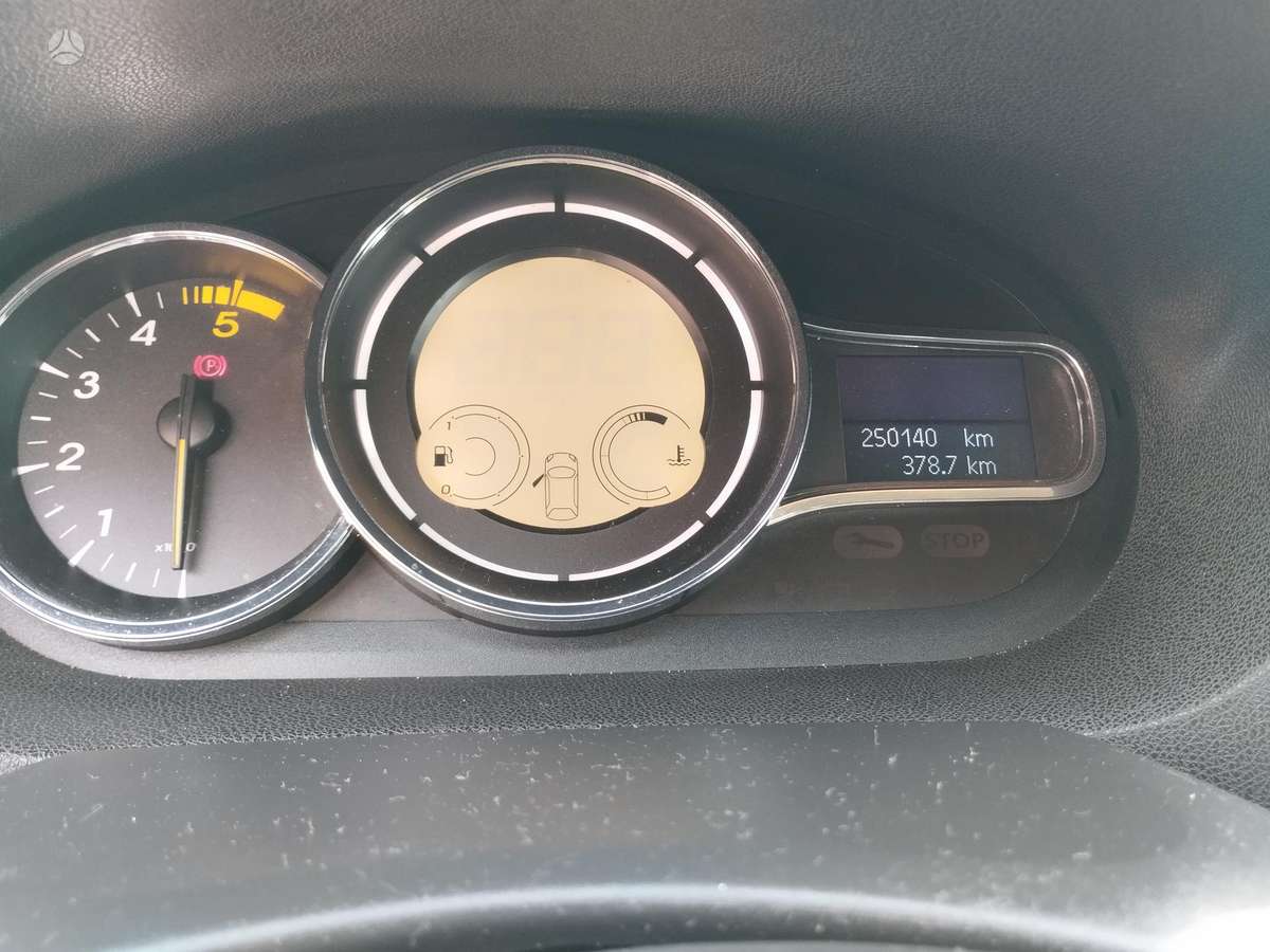 Renault Megane - 10