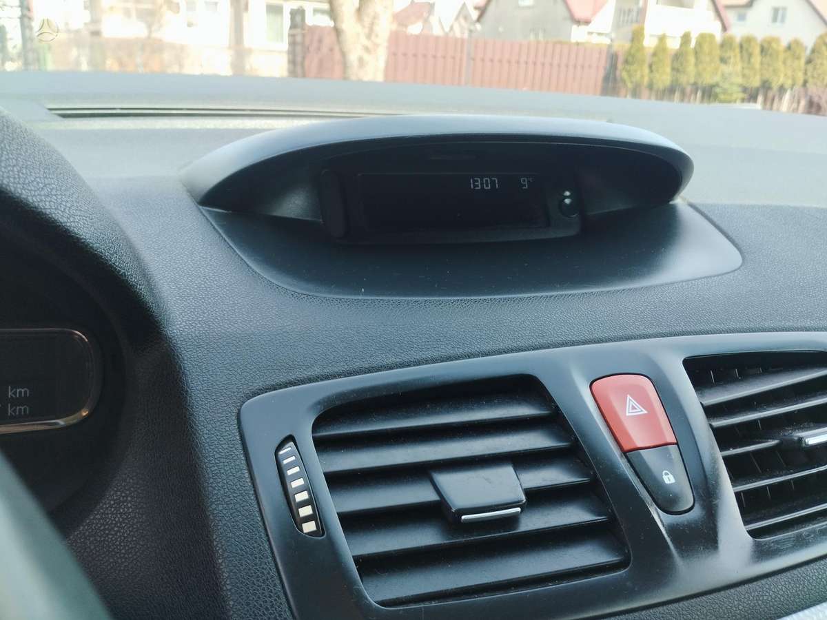 Renault Megane - 11