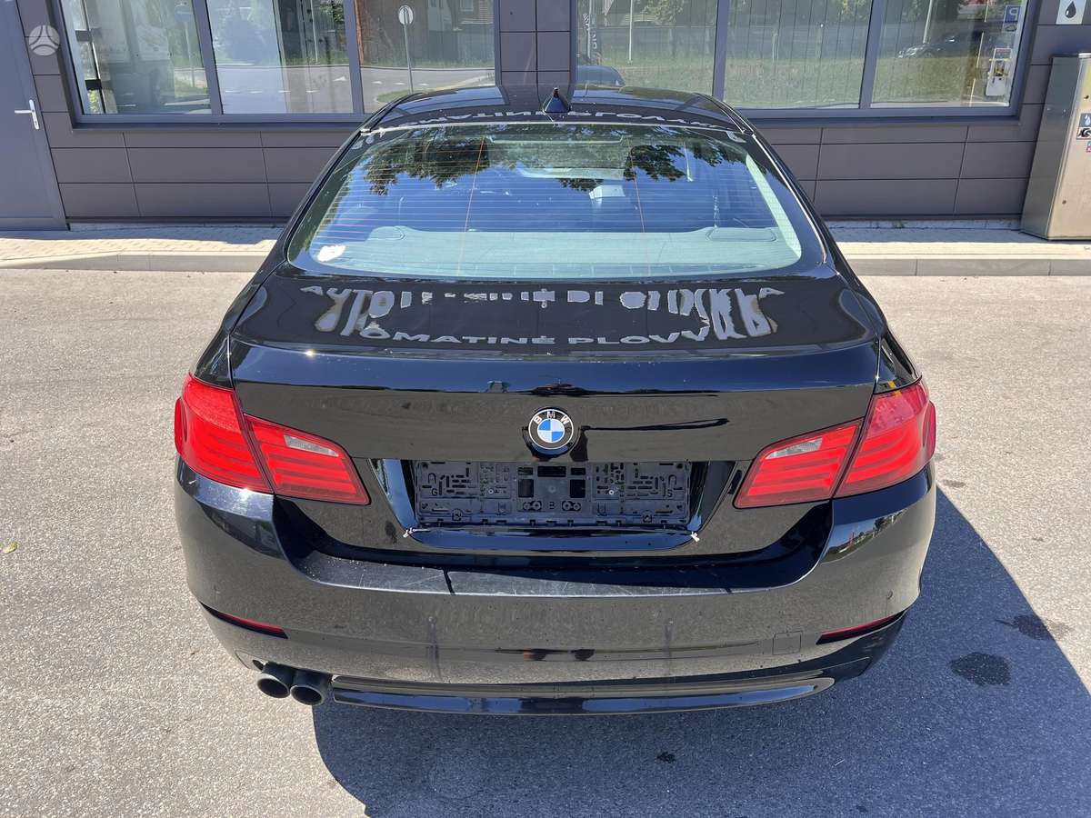 BMW 520, 2.0 l., Седан