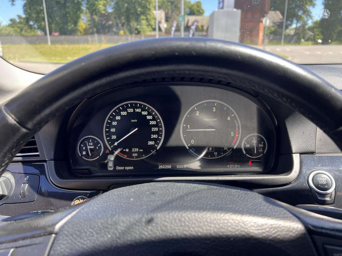 BMW 520, 2.0 l., Седан