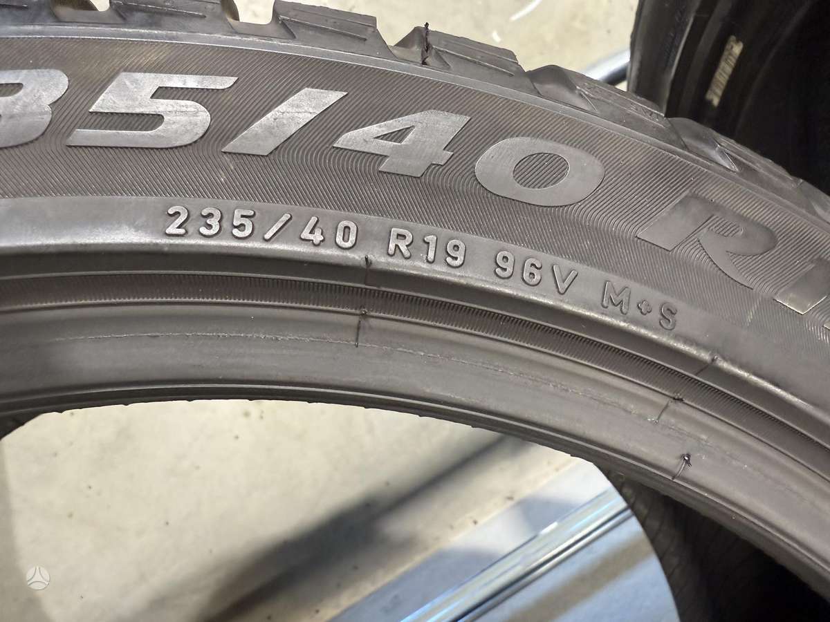Pirelli Sottozero3, winter 235/40 R19