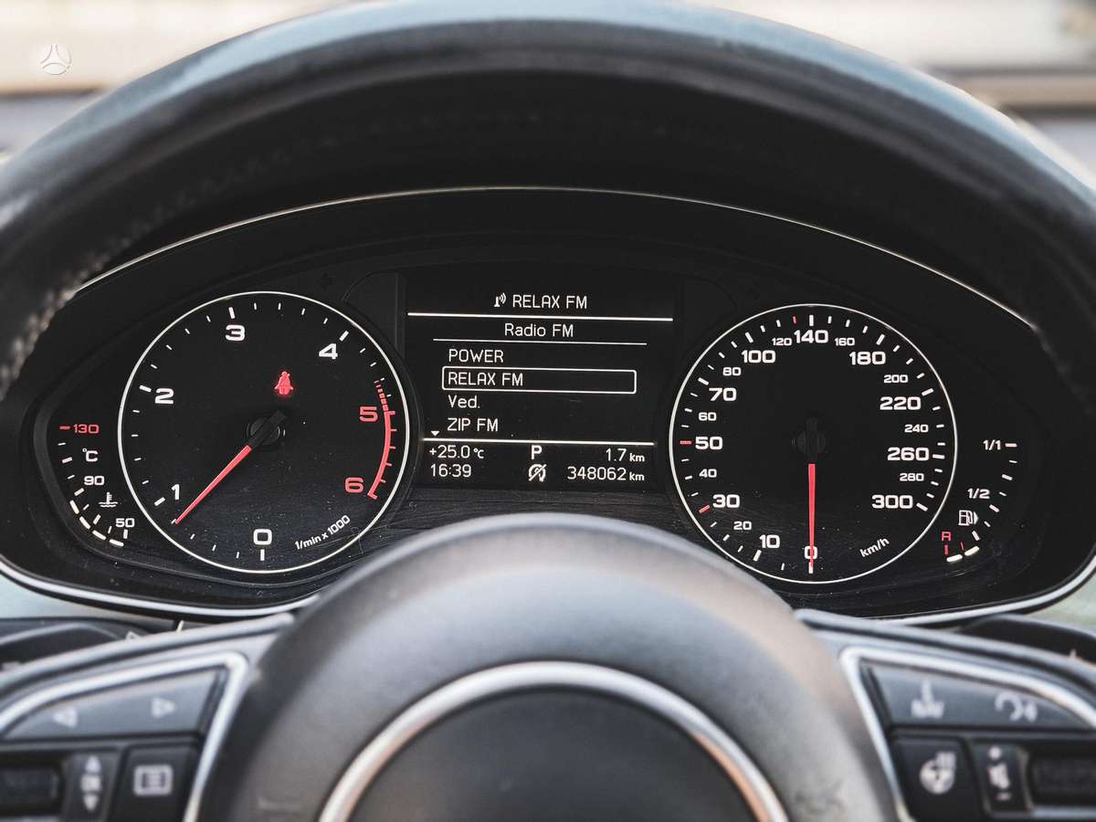 Audi A6, 3.0 l., universalas