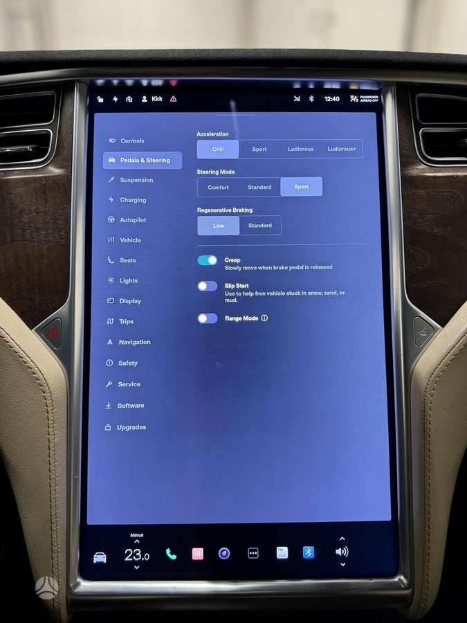 Tesla Model X, 90 kWh, off-road / crossover