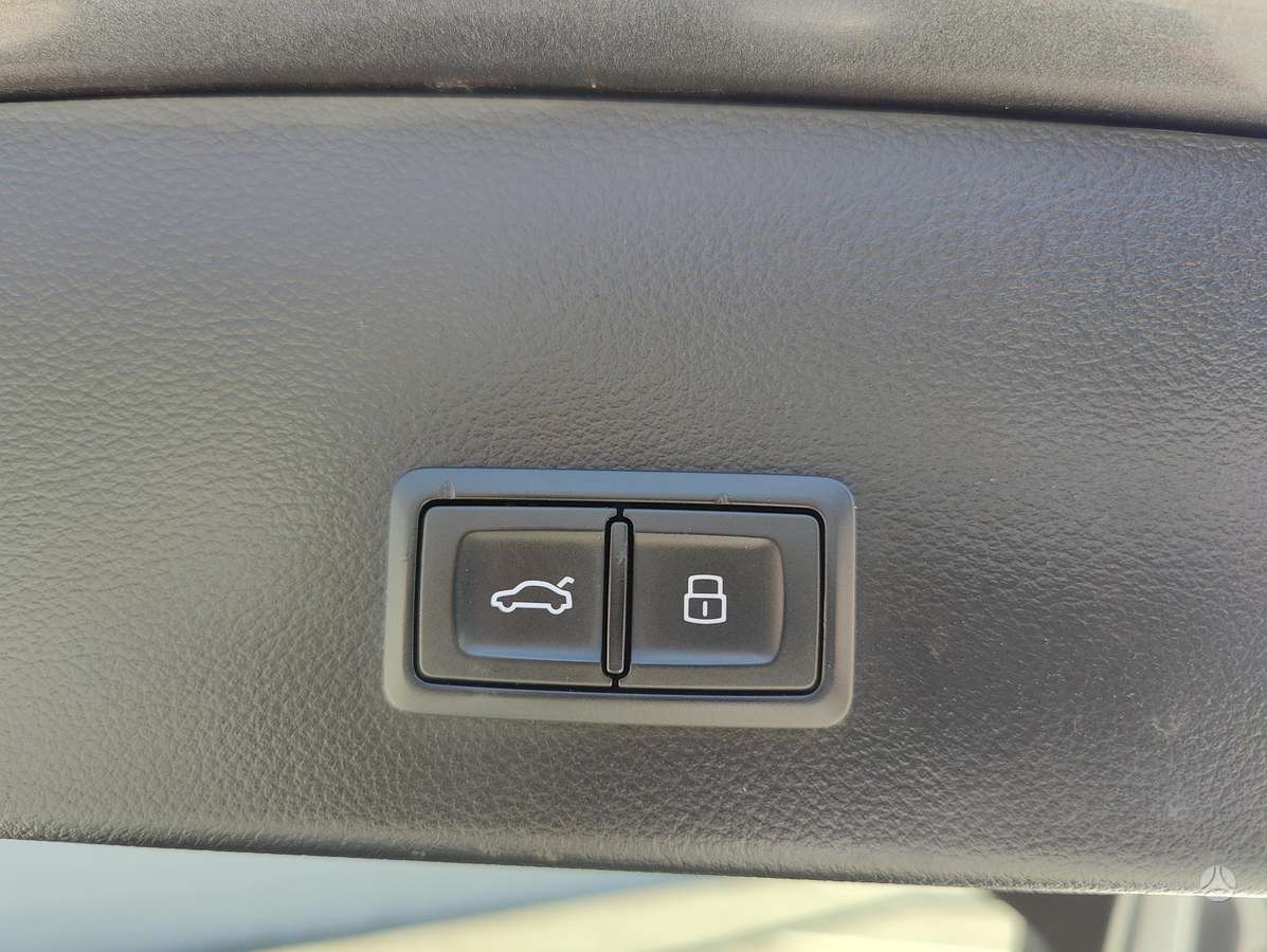 Audi A6, 3.0 l., universalas