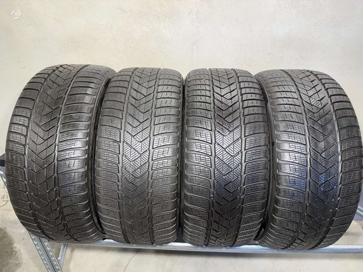 Pirelli Sottozero3, winter 235/40 R19