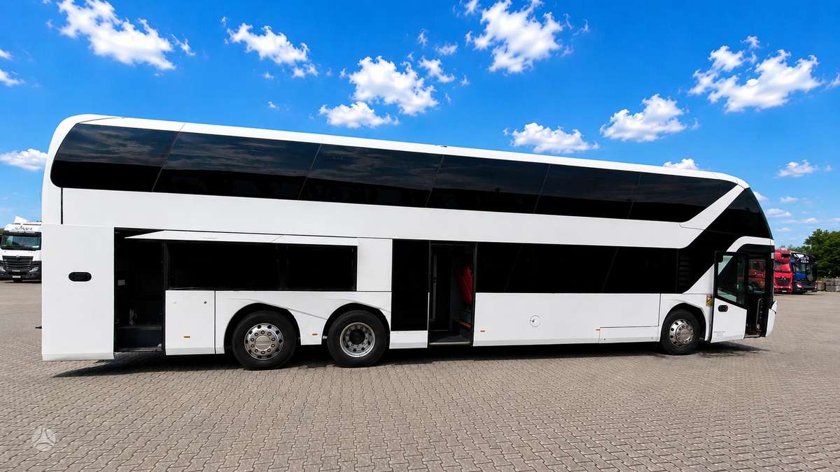 Neoplan SKYLINER, turistiniai