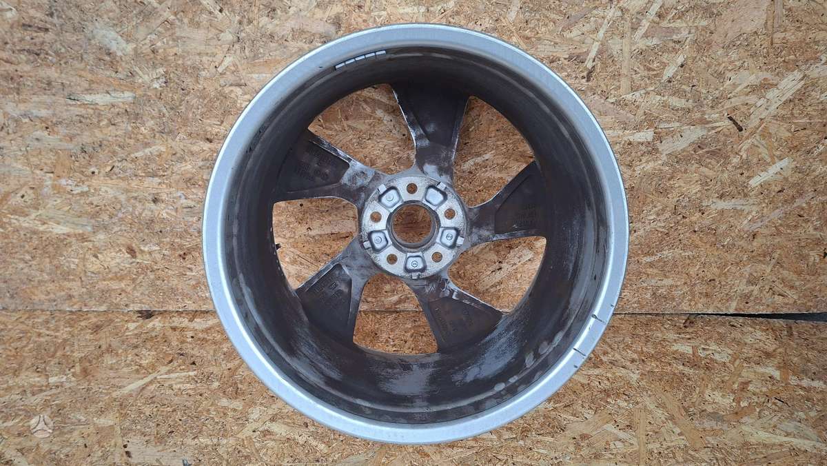 Audi A4, 8W0601025EJ, Cen31831