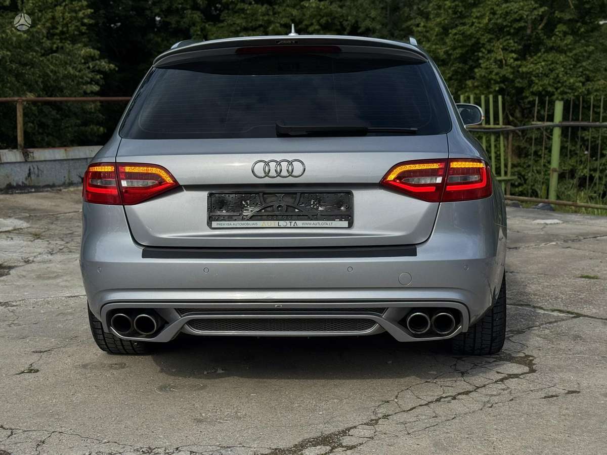 Audi A4, 2.0 l., Универсал