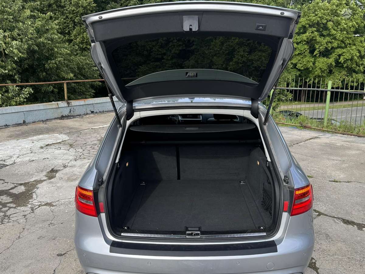 Audi A4, 2.0 l., Универсал