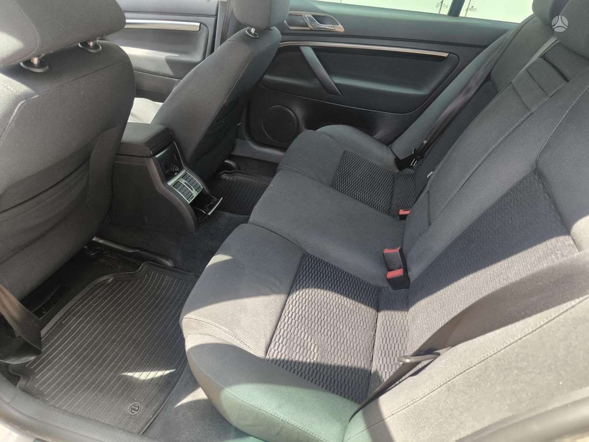 Skoda Superb, 2.0 l., Седан