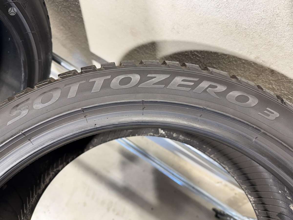 Pirelli Sottozero3, winter 235/40 R19