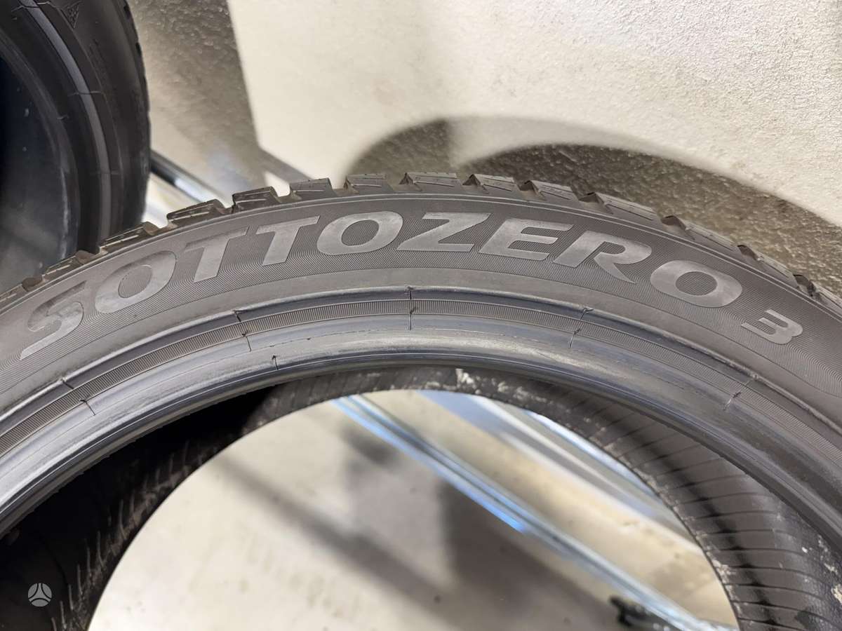 Pirelli Sottozero3, winter 235/40 R19
