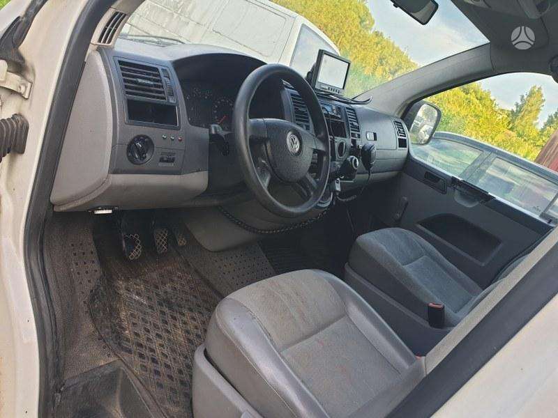 Volkswagen Transporter - 8