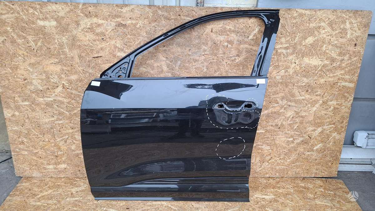 Audi Q8 e-tron Cen31833