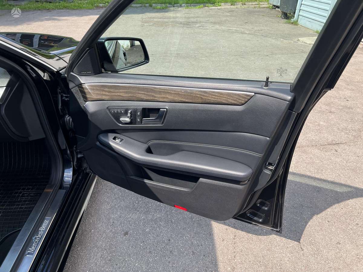 Mercedes-Benz E350, 3.5 l., Универсал