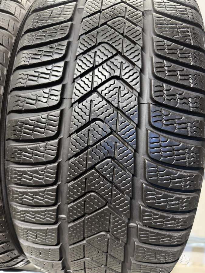 Pirelli Sottozero3, winter 235/40 R19