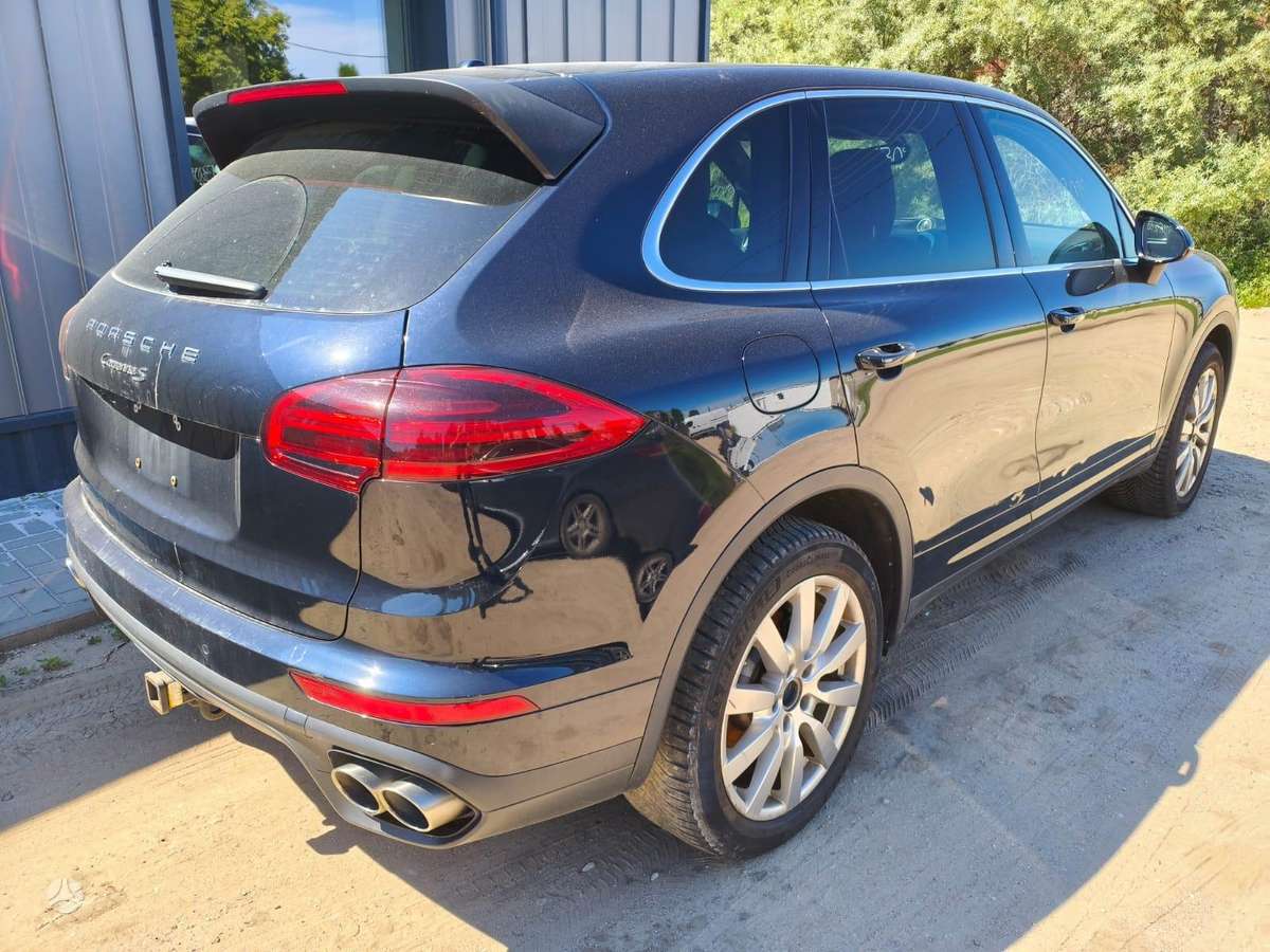 Porsche Cayenne по частям