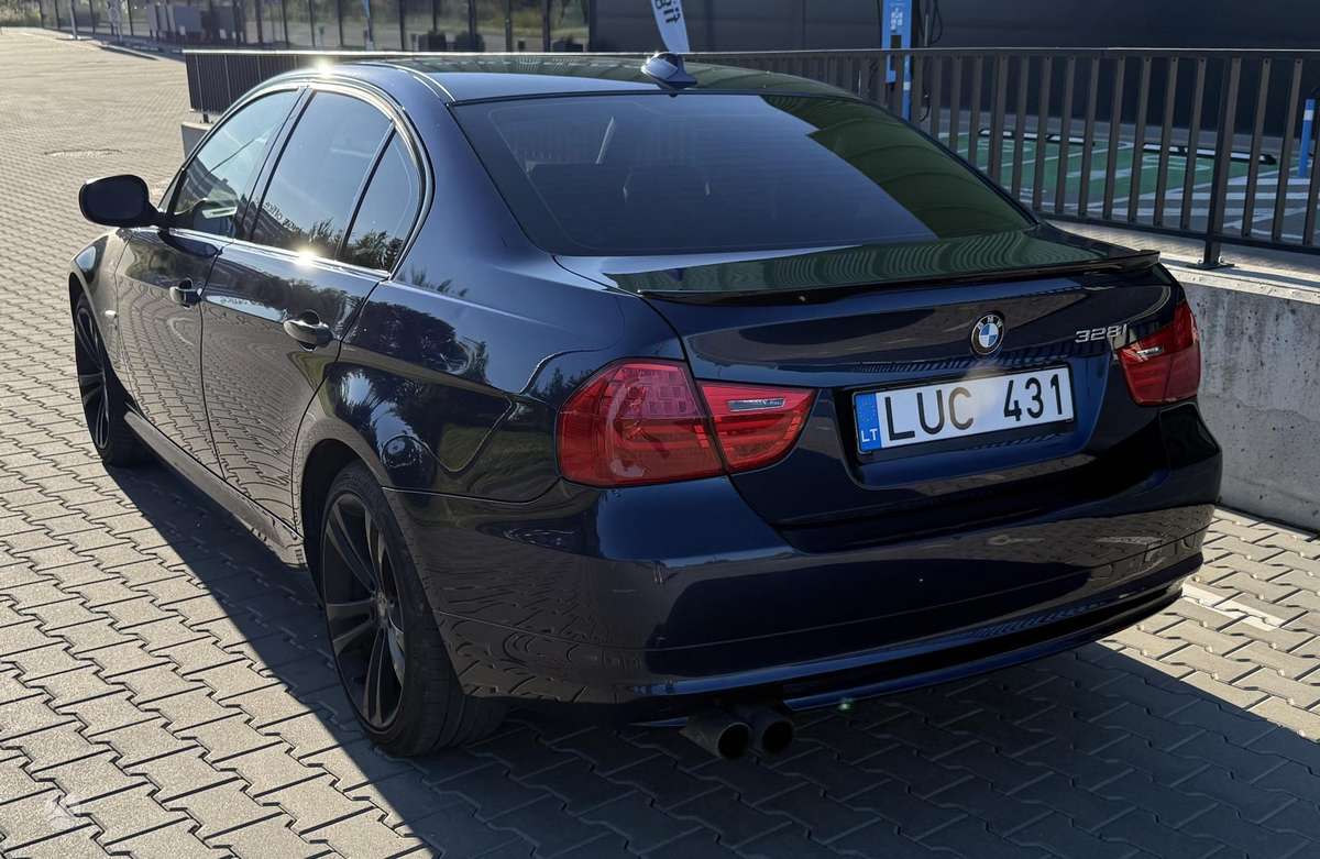 BMW 328, 3.0 l., Седан