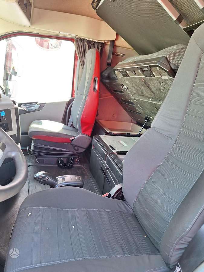 Volvo FM500, 2 спальных места