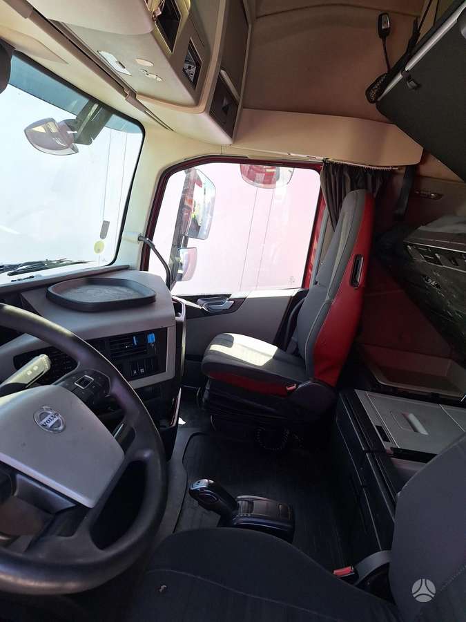 Volvo FM500, 2 спальных места