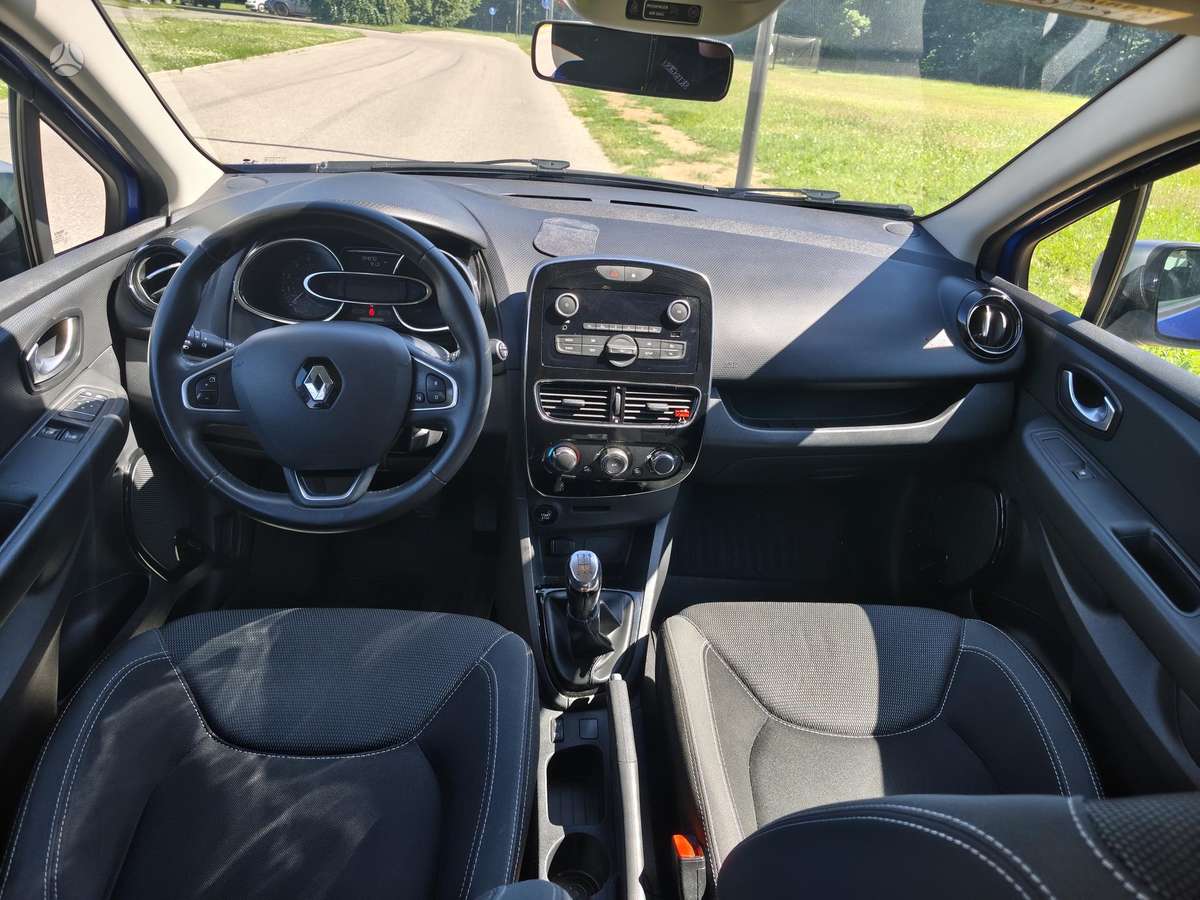 Renault Clio - 5