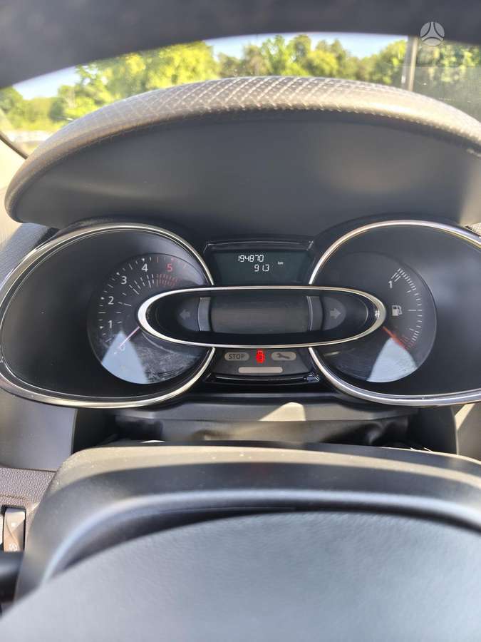 Renault Clio - 7