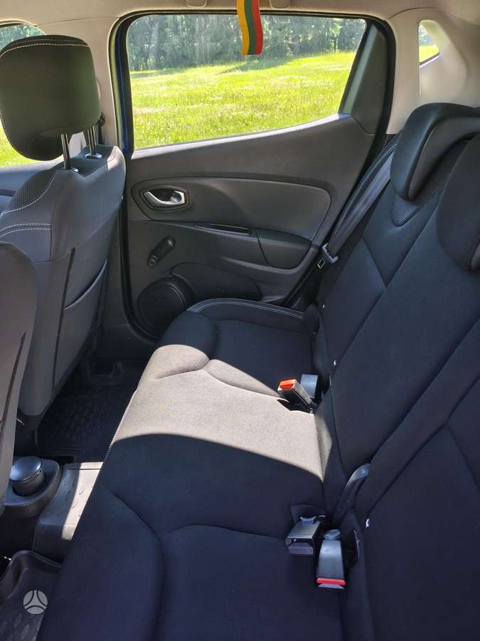 Renault Clio - 6
