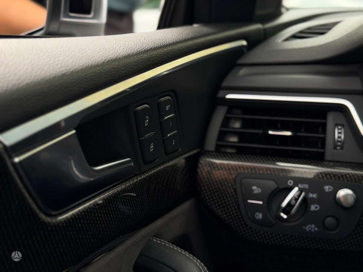 Audi A5, 3.0 l., convertible