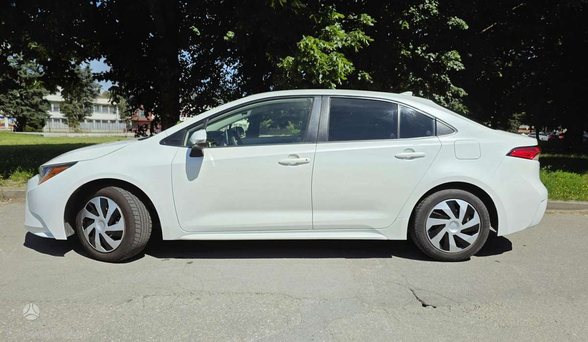 Toyota Corolla - 3