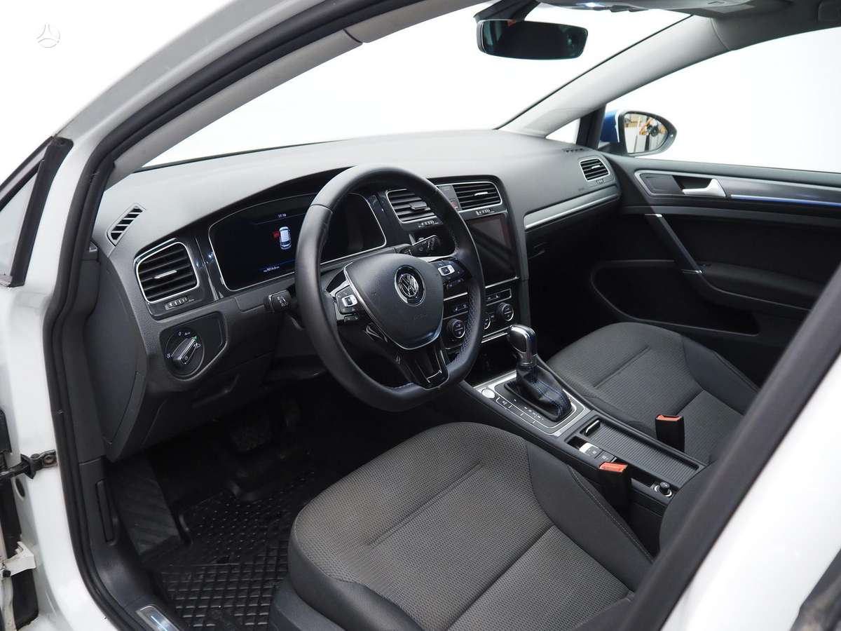 Volkswagen Golf, hatchback
