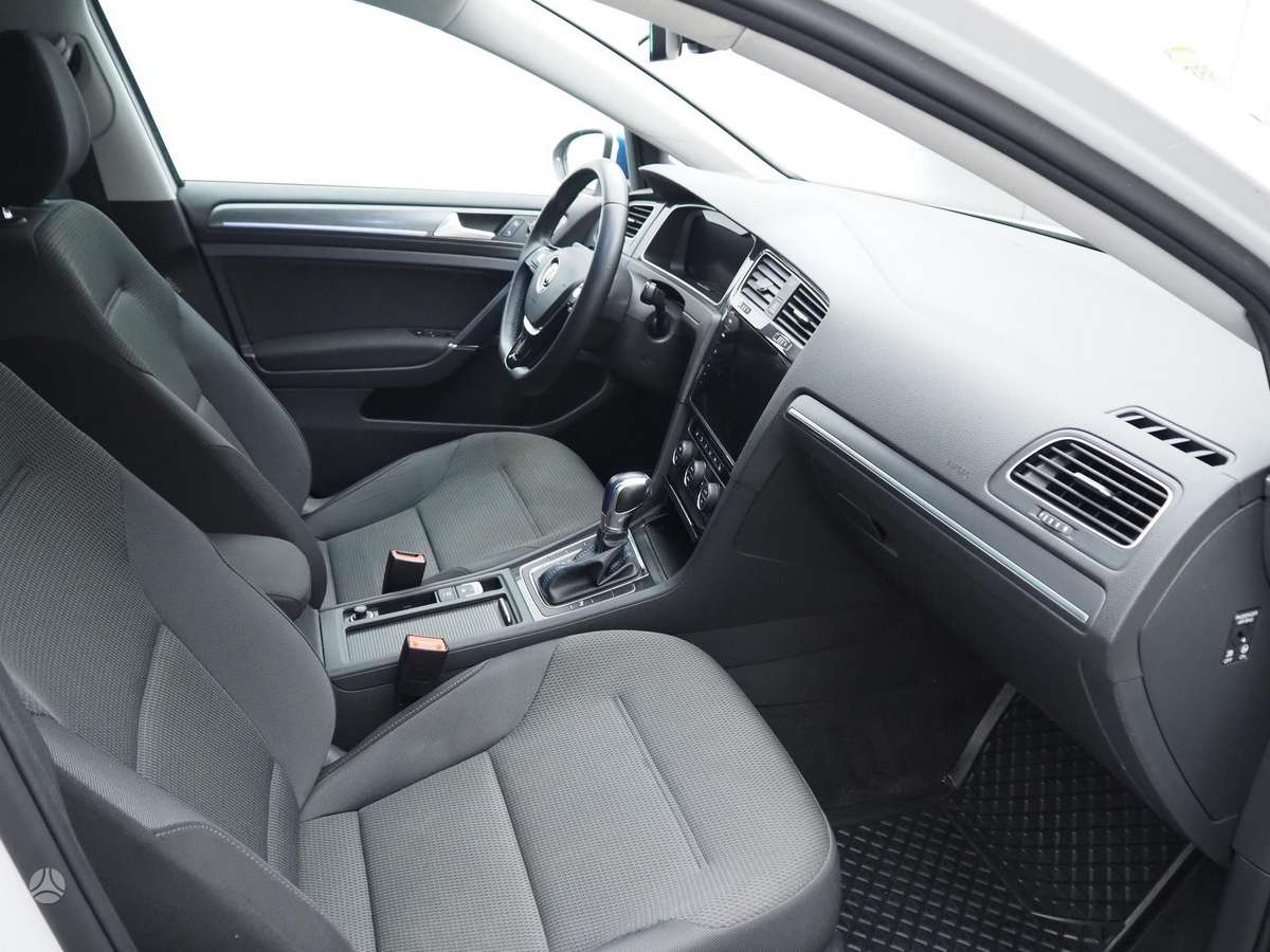 Volkswagen Golf, Хэтчбек