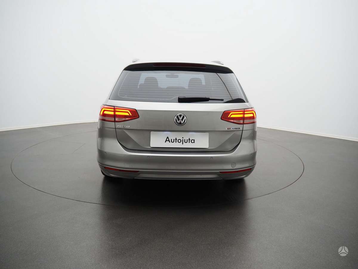 Volkswagen Passat, 1.4 l., Универсал