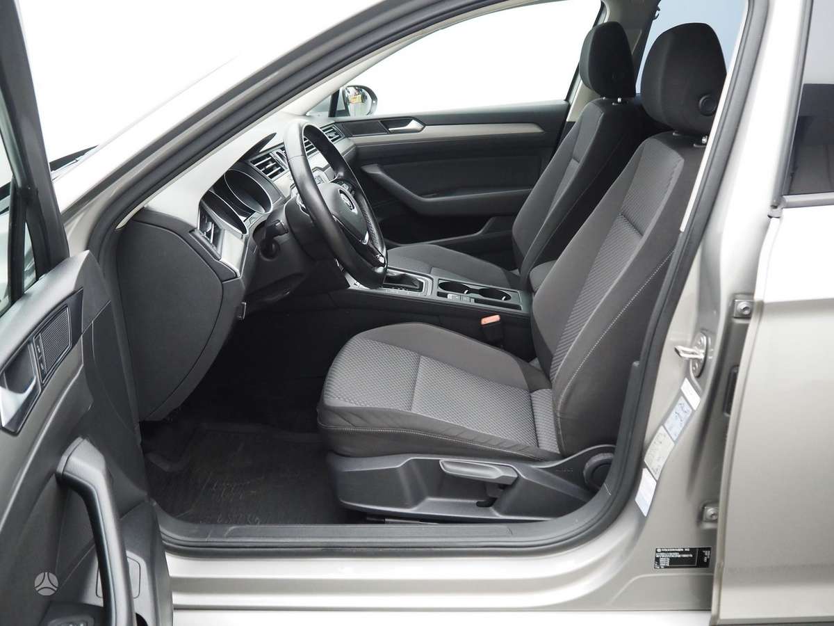 Volkswagen Passat, 1.4 l., Универсал