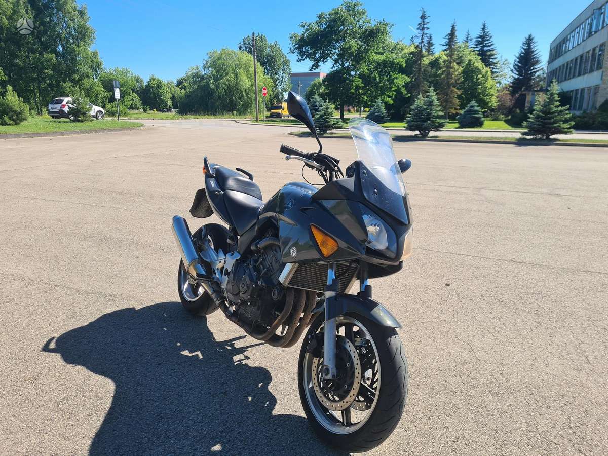Honda CBF 600cc, street / classic
