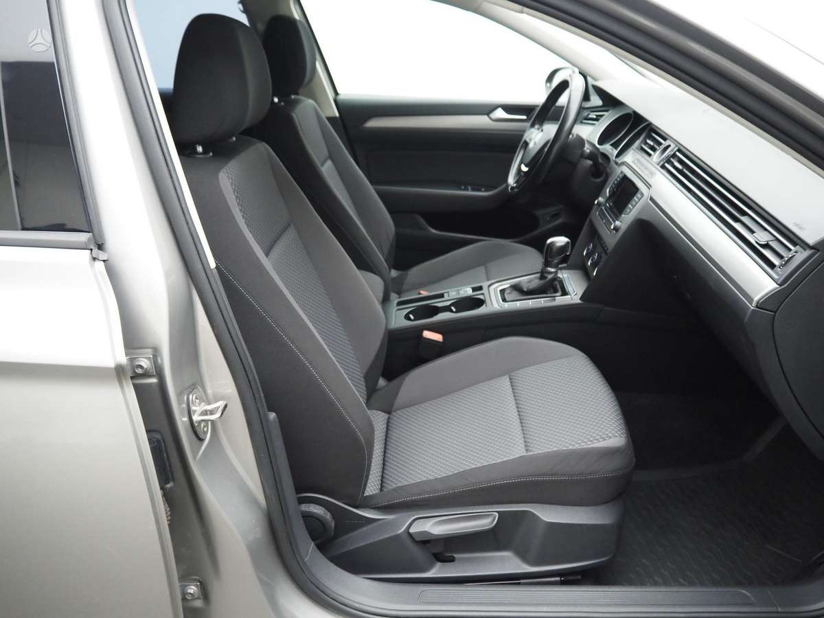 Volkswagen Passat, 1.4 l., Универсал