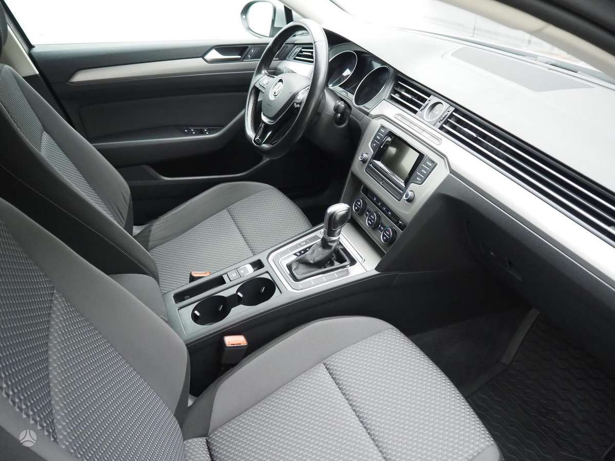 Volkswagen Passat, 1.4 l., Универсал