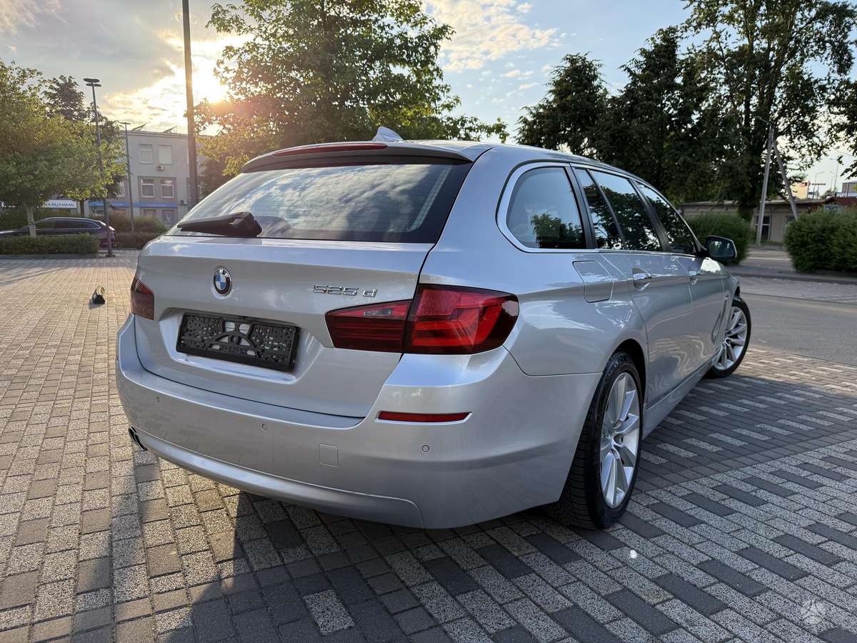 BMW 525, 2.0 l., Универсал