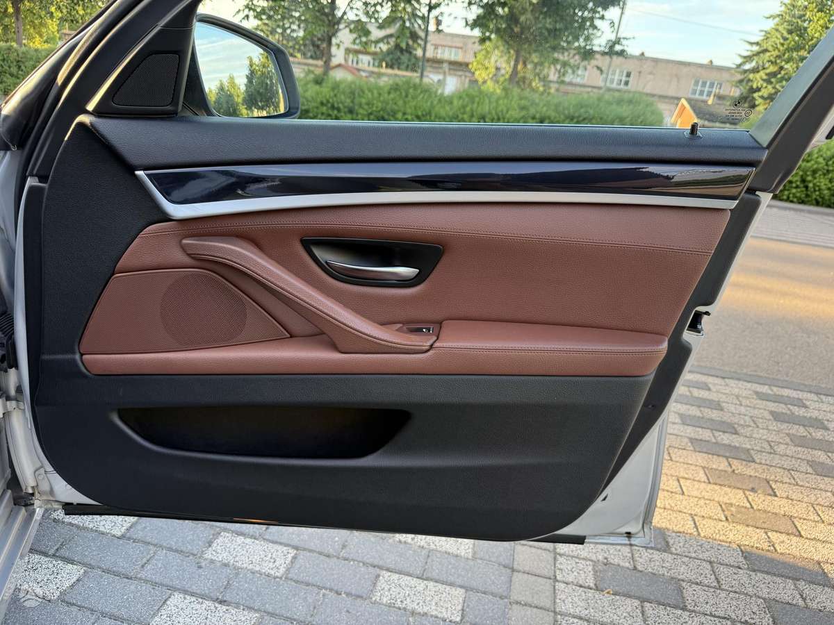 BMW 525, 2.0 l., wagon