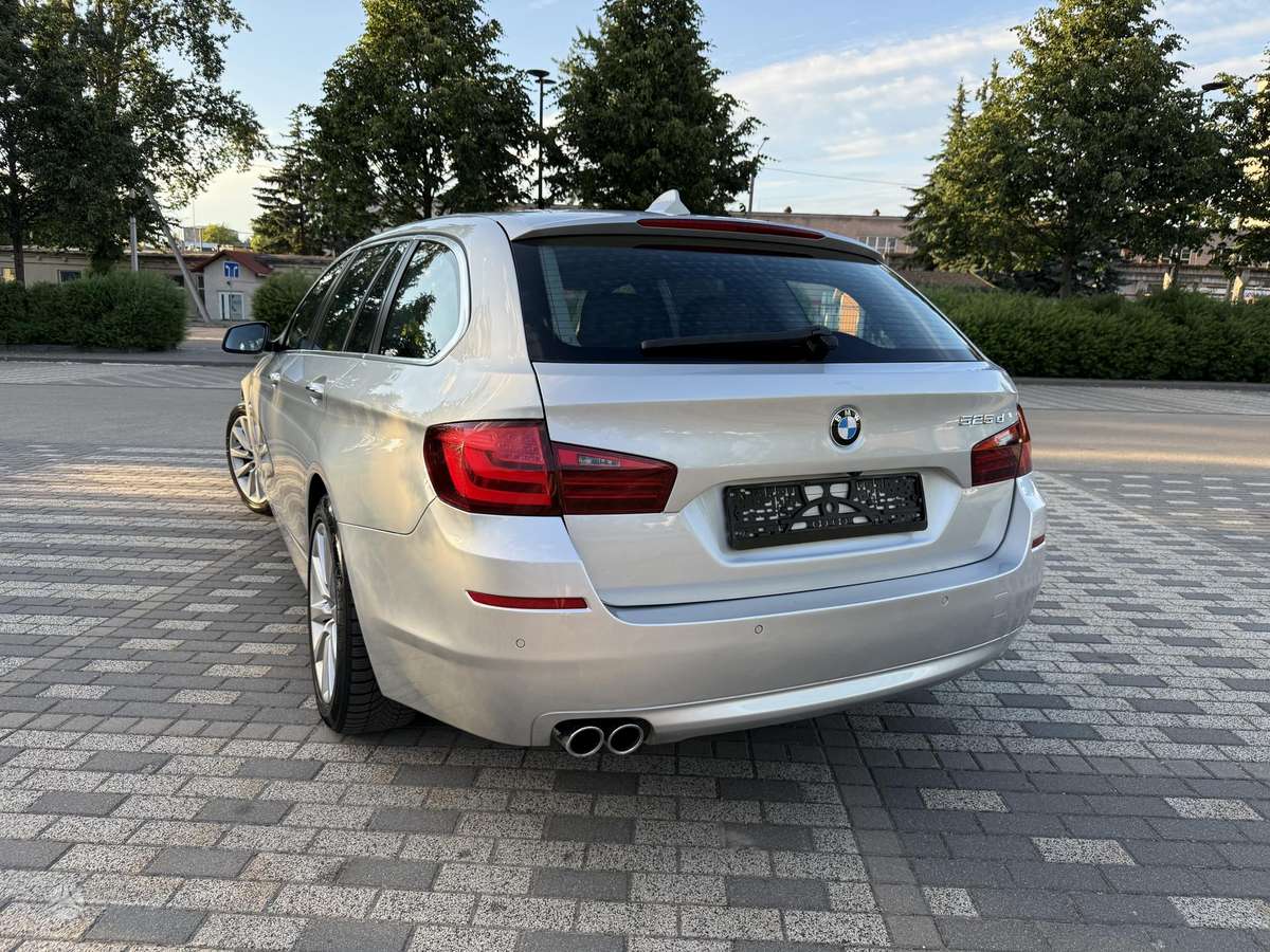 BMW 525, 2.0 l., wagon