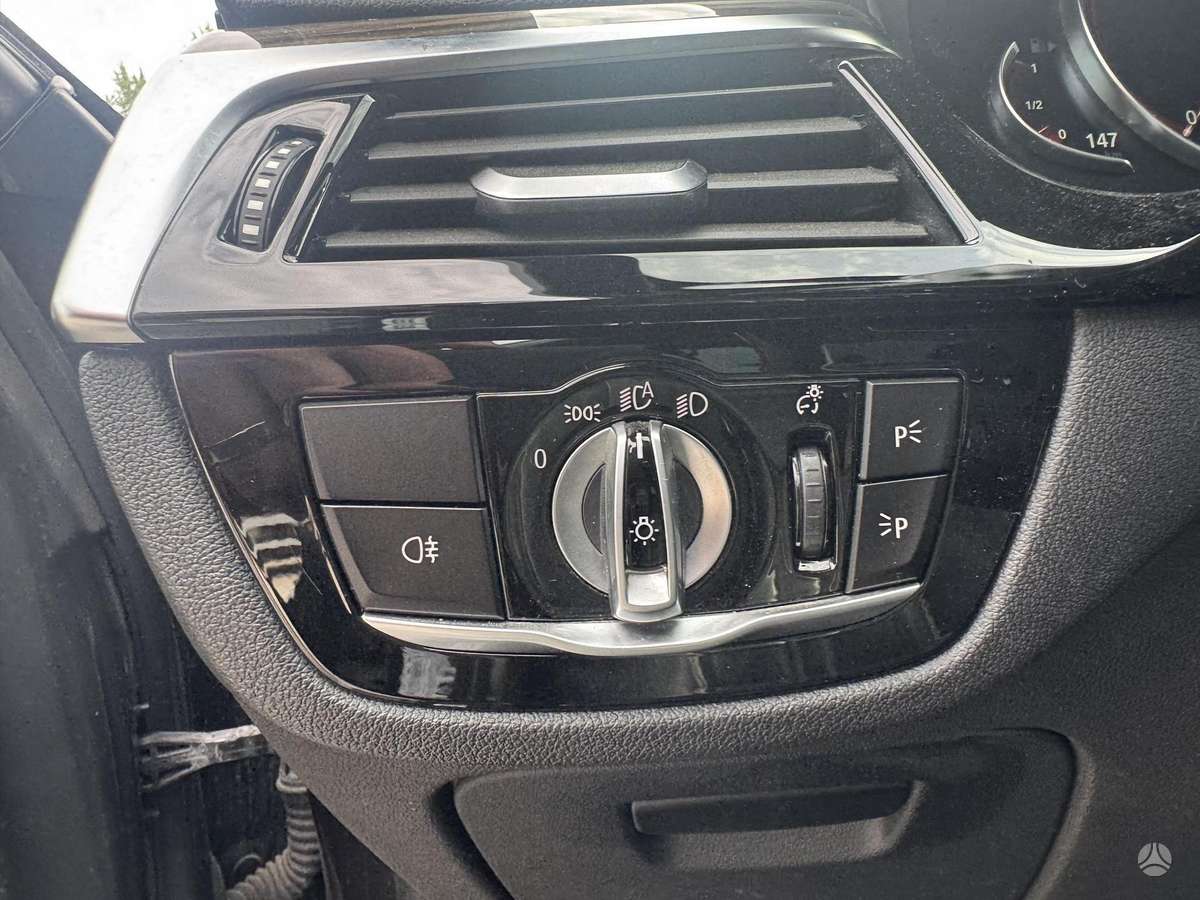BMW M550, 4.4 l., Седан