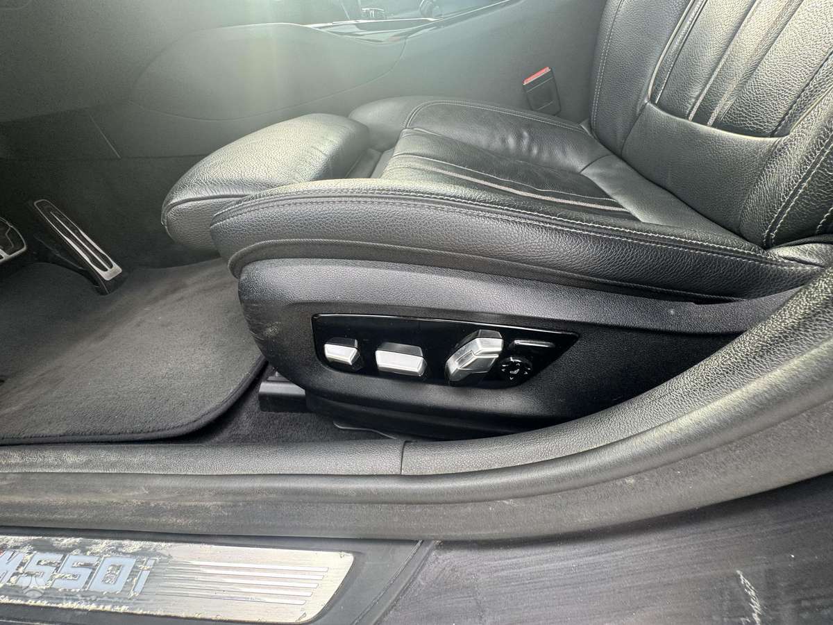 BMW M550, 4.4 l., Седан