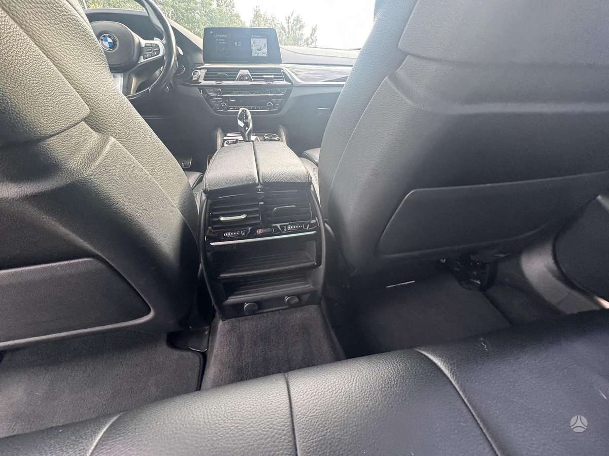 BMW M550, 4.4 l., Седан