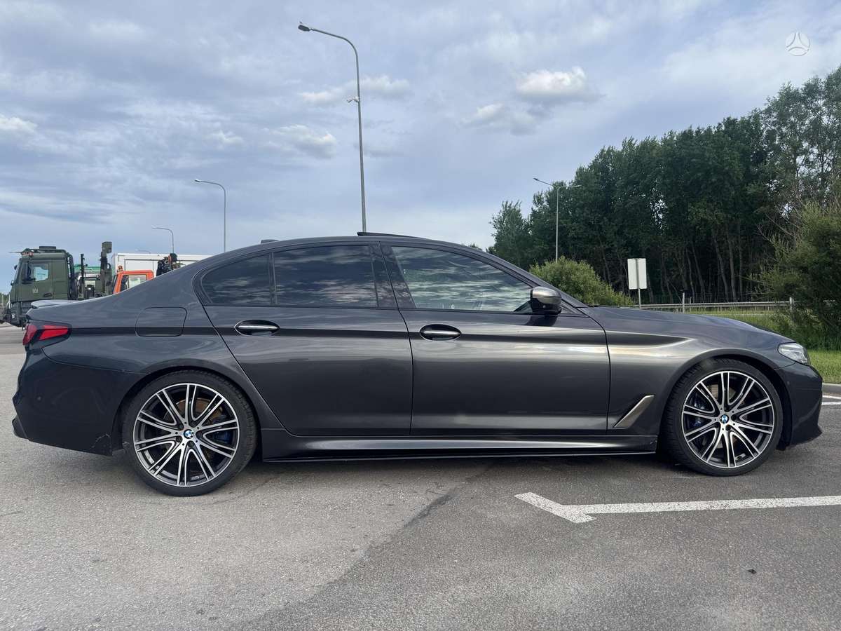 BMW M550, 4.4 l., Седан