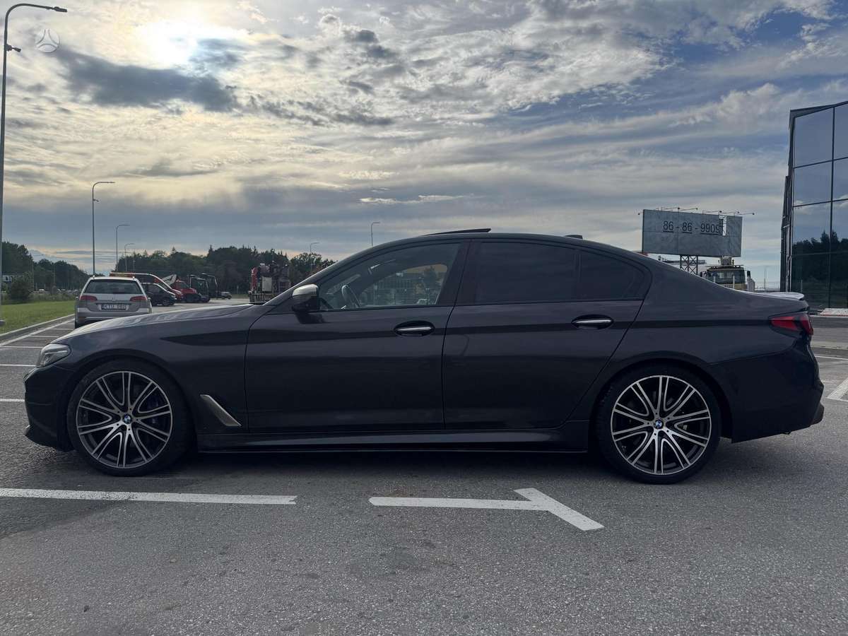 BMW M550, 4.4 l., Седан