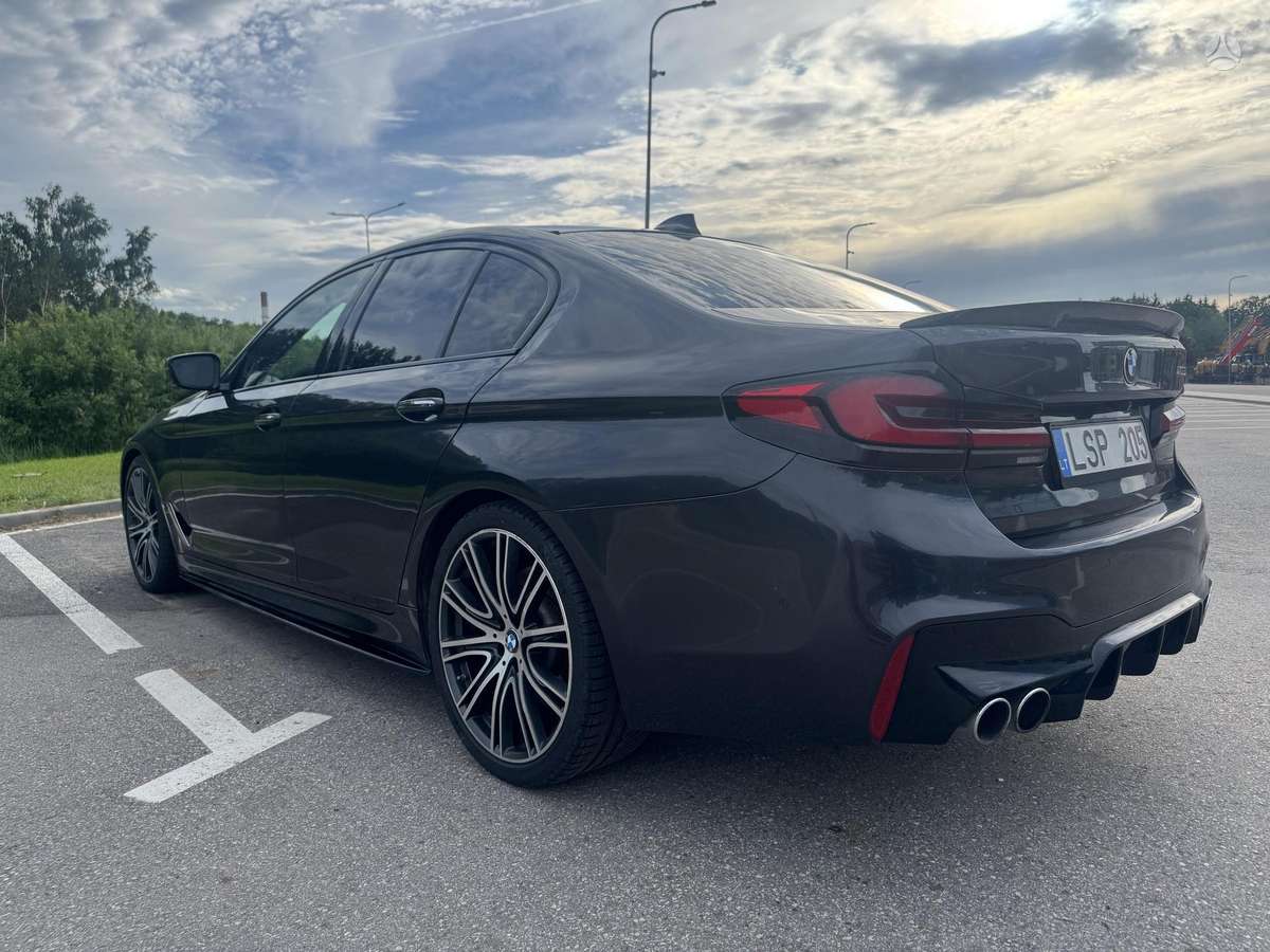 BMW M550, 4.4 l., Седан