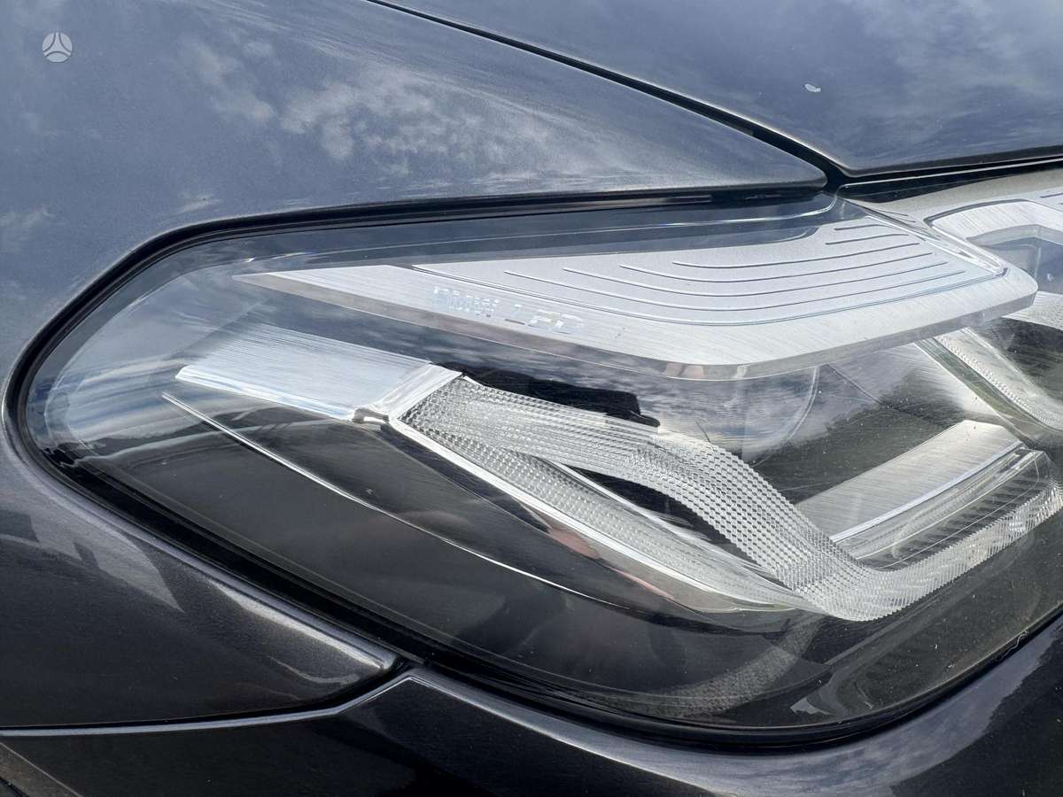 BMW M550, 4.4 l., Седан