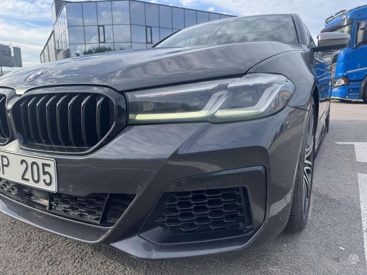 BMW M550, 4.4 l., Седан